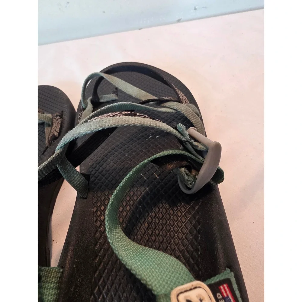 Chaco Z2 Classic Sport Sandals Mens 11 Sage Green Black Toe Loop USA Assembled